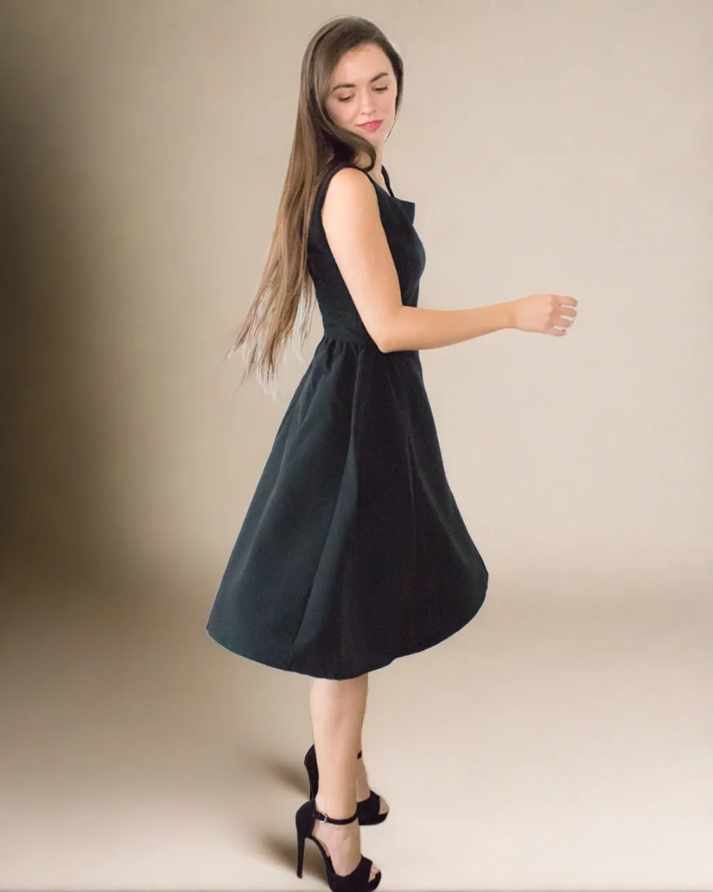 Audrey Classic Fit&Flare Black Dress