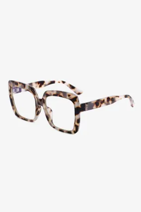 Chic Tortoiseshell Square Sunglasses with Full Rim Design