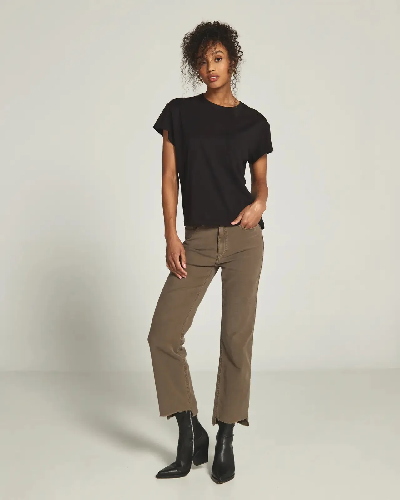 Relaxed Pocket Tee (7 Diamonds)