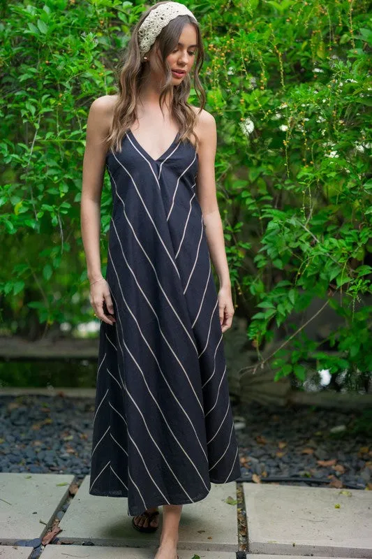 Waitlist 4/20 ♥ Aubrey Sleeveless Adjustable Tie Stripe Print Maxi Dress Black