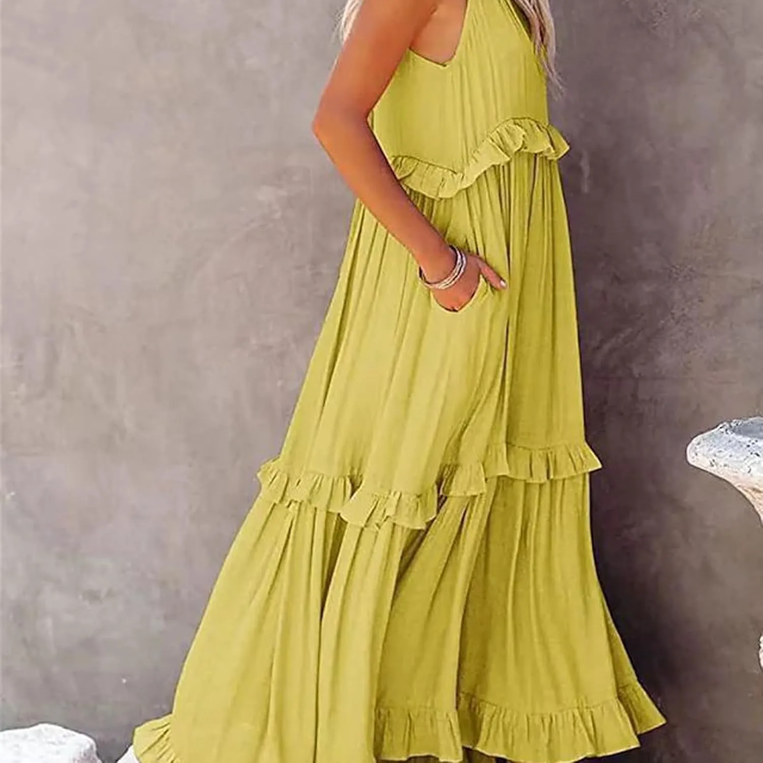 Women's Crew Halter Neck Tiered Pleated Flowy Ruffle Maxi Swing Smocked Sundress with Pockets, Loose Fit Boho Maxi Long Dress